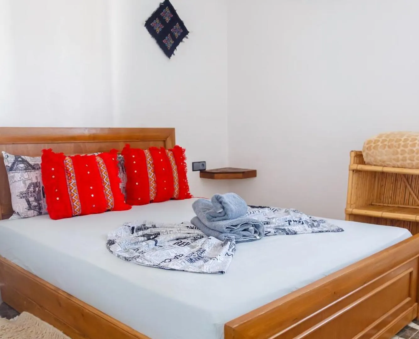 Bed & Breakfast The Rina Hostel Tamraght
